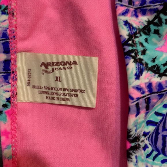 Two piece swimsuit - Picture 4 of 5